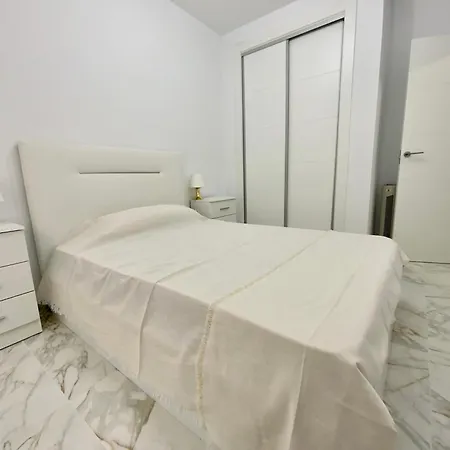 Moderno Apartamento Con Piscina * Torrevieja