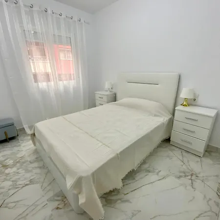 Apartment Moderno Apartamento Con Piscina *